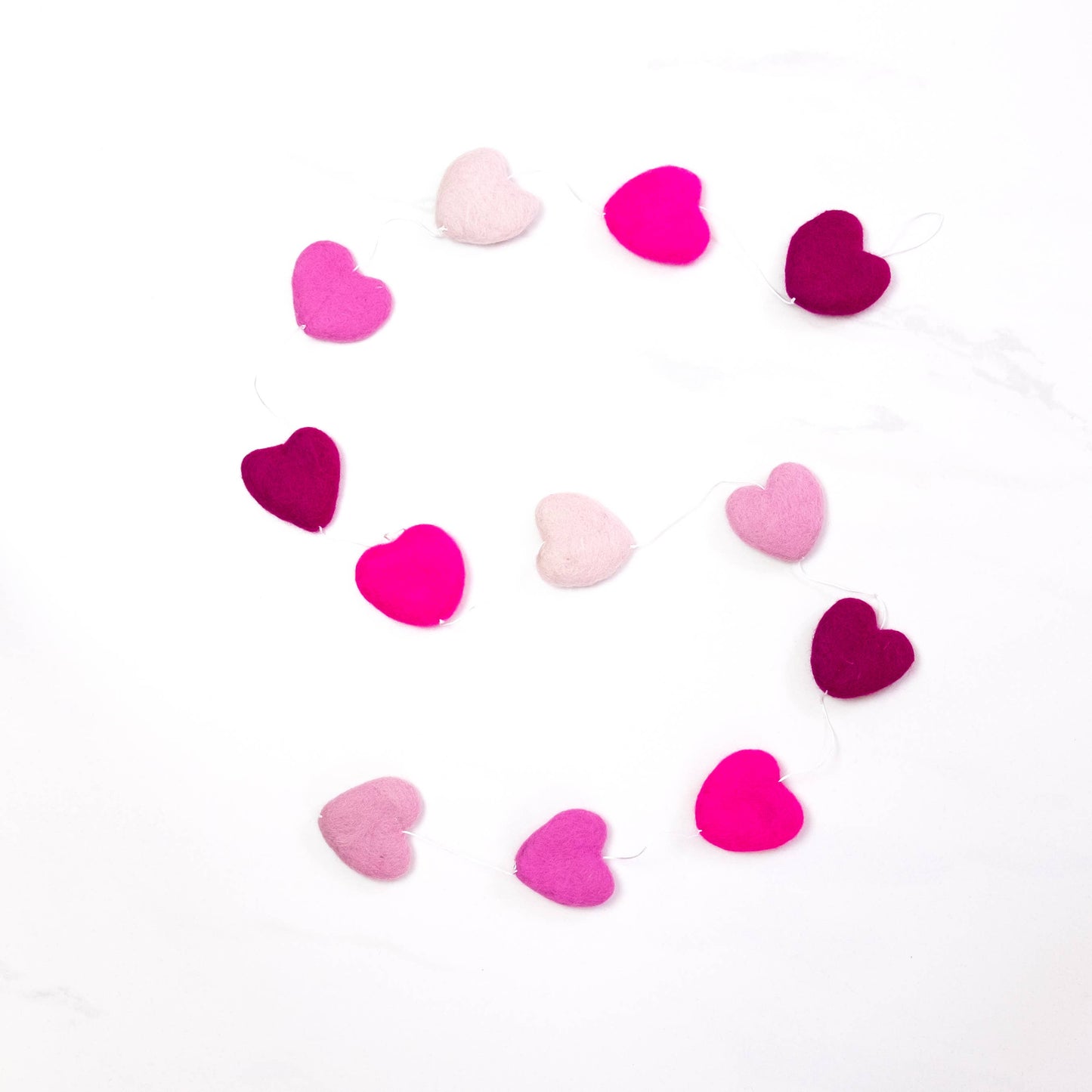 Garland - Wall Décor - Valentine's - Pink Hearts