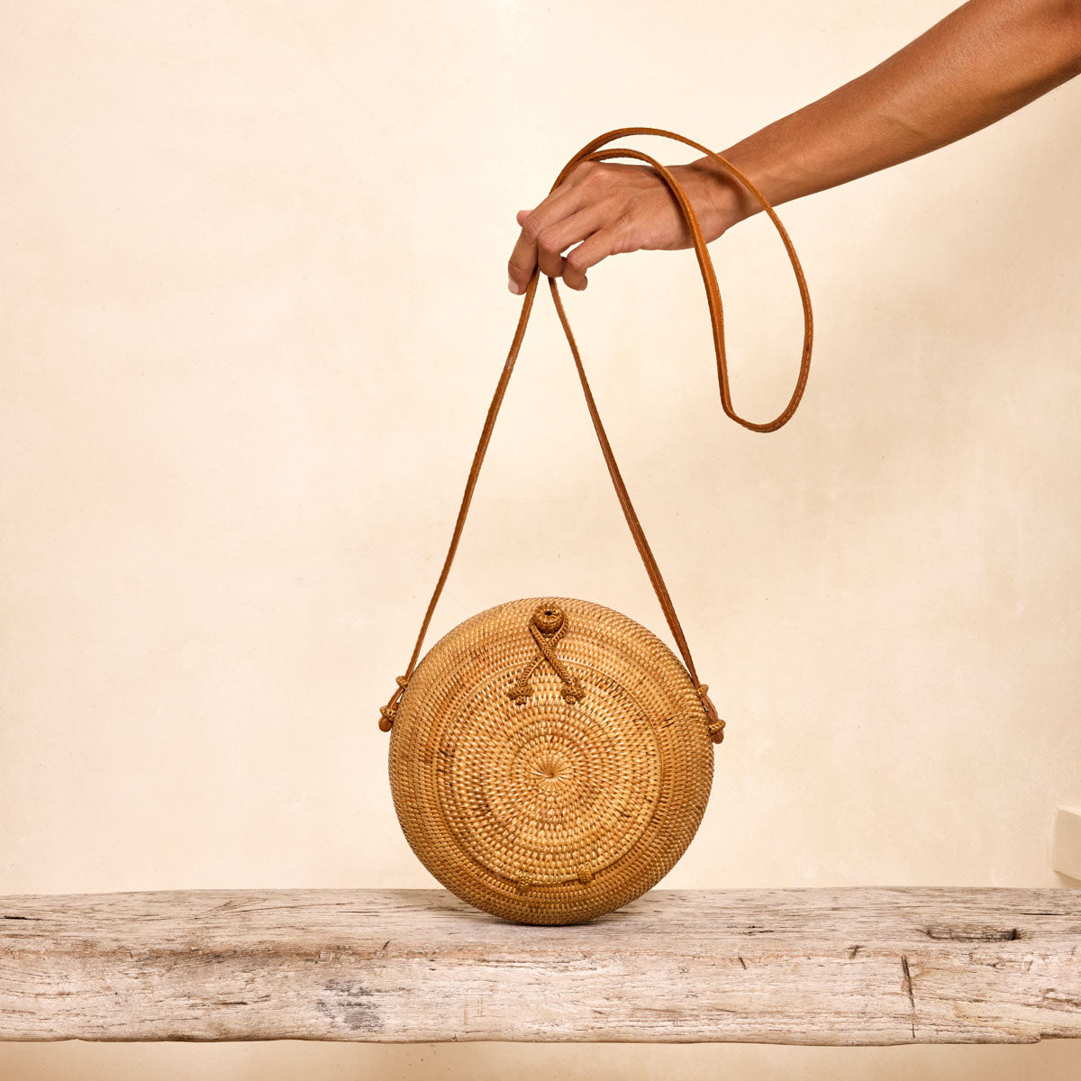 Pre-Order (Ships Sep 15) Ata Vine Round Sumer Resort Crossbody Bag - Canteen