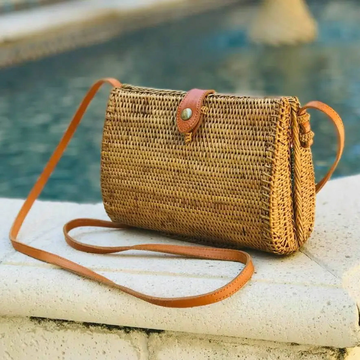 Pre-Order (Ships Sep 15) Ata Vine Teardrop Summer Resort Crossbody Bag