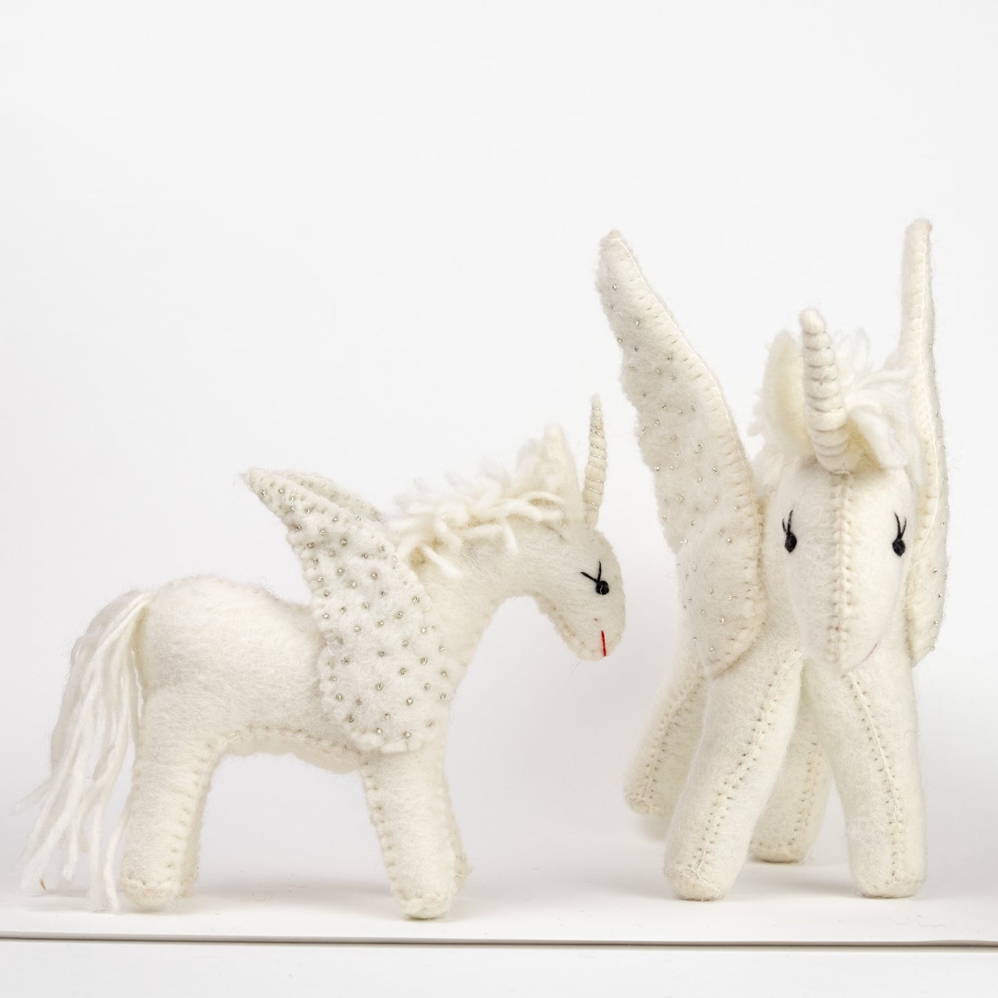 Toys - Unicorn - White - Small