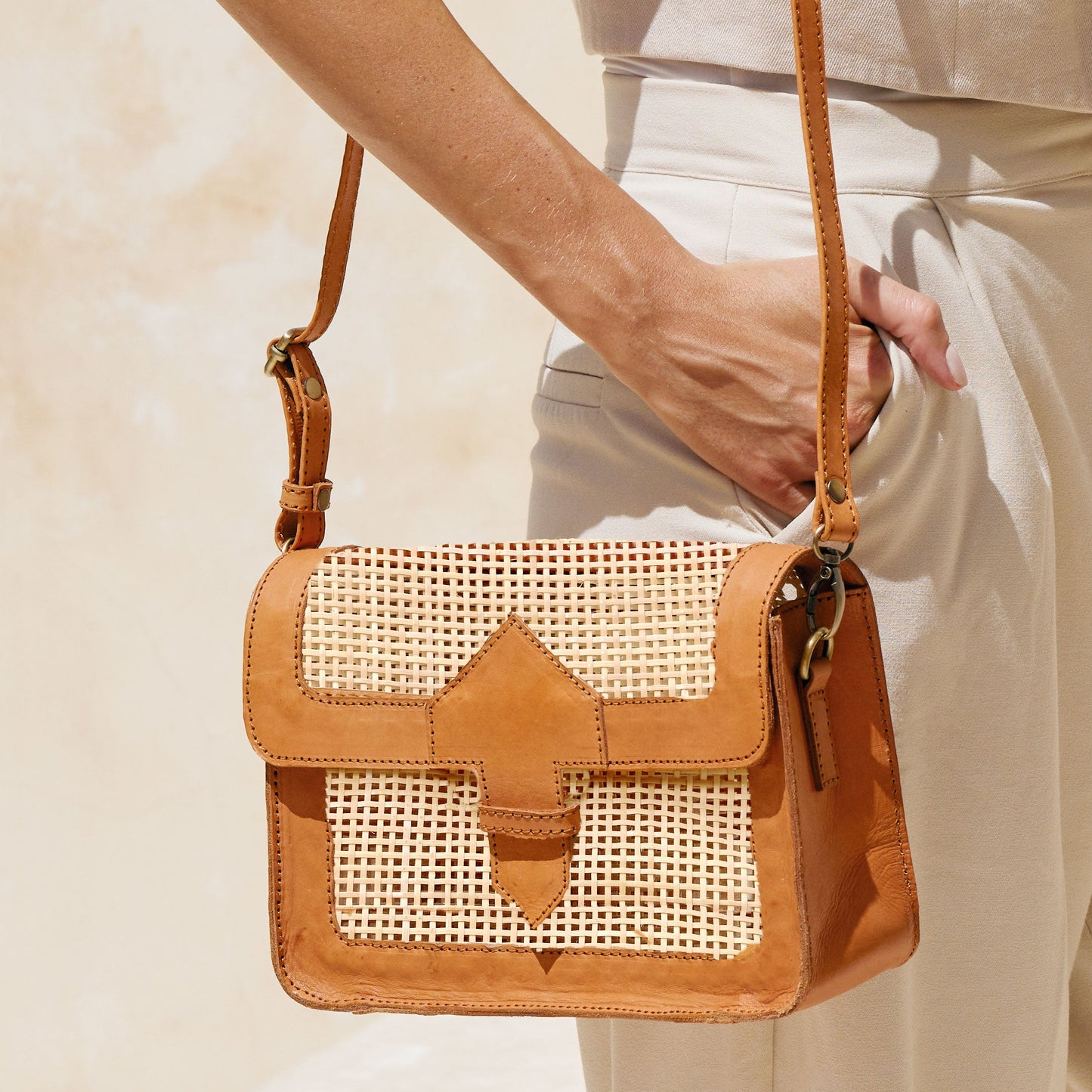 Pre-Order (Ships Oct 30) Rattan Crosshatch Weave Convertible Clutch with Leather Trim