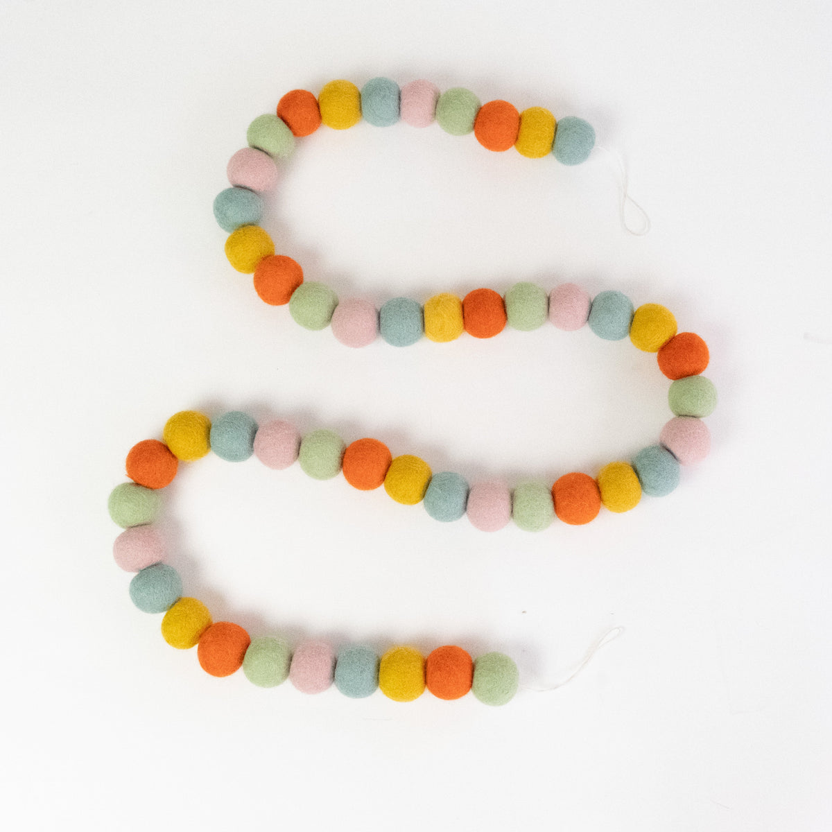 Garland - Wall Décor - Pastel Rainbow Ball