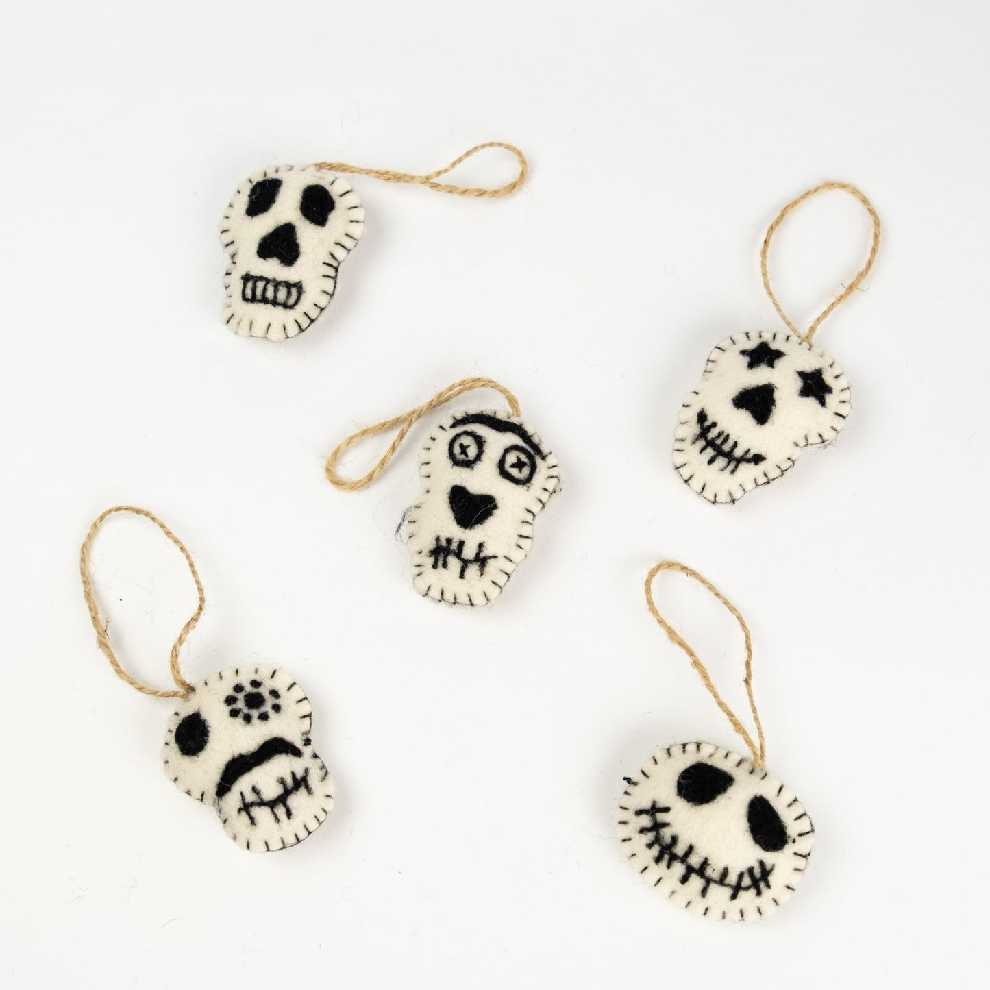 Ornament - Halloween Decor - Skulls