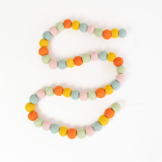 Garland - Wall Décor - Pastel Rainbow Ball