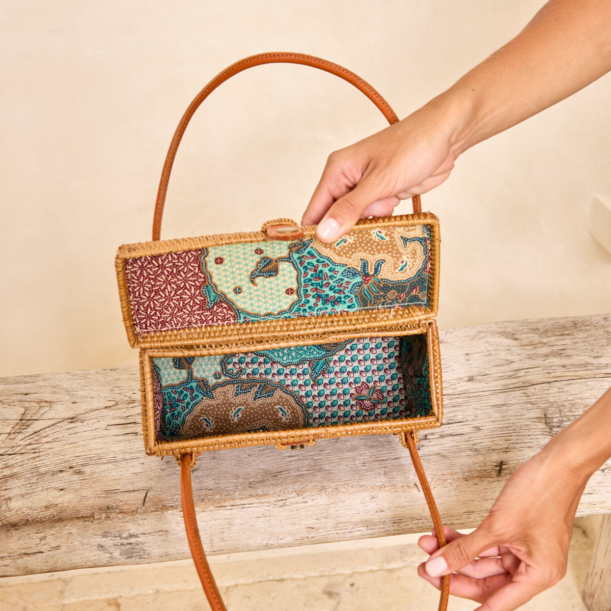Ata Vine Rattan Box Summer Resort Handbag Diamond Pattern