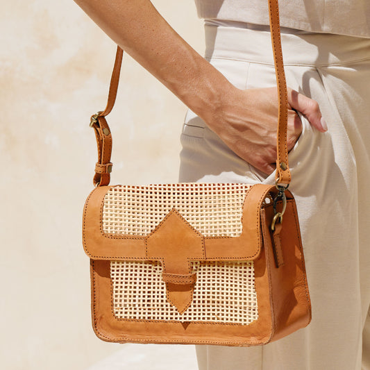 Rattan Crosshatch Convertible Summer Resort Clutch Crossbody