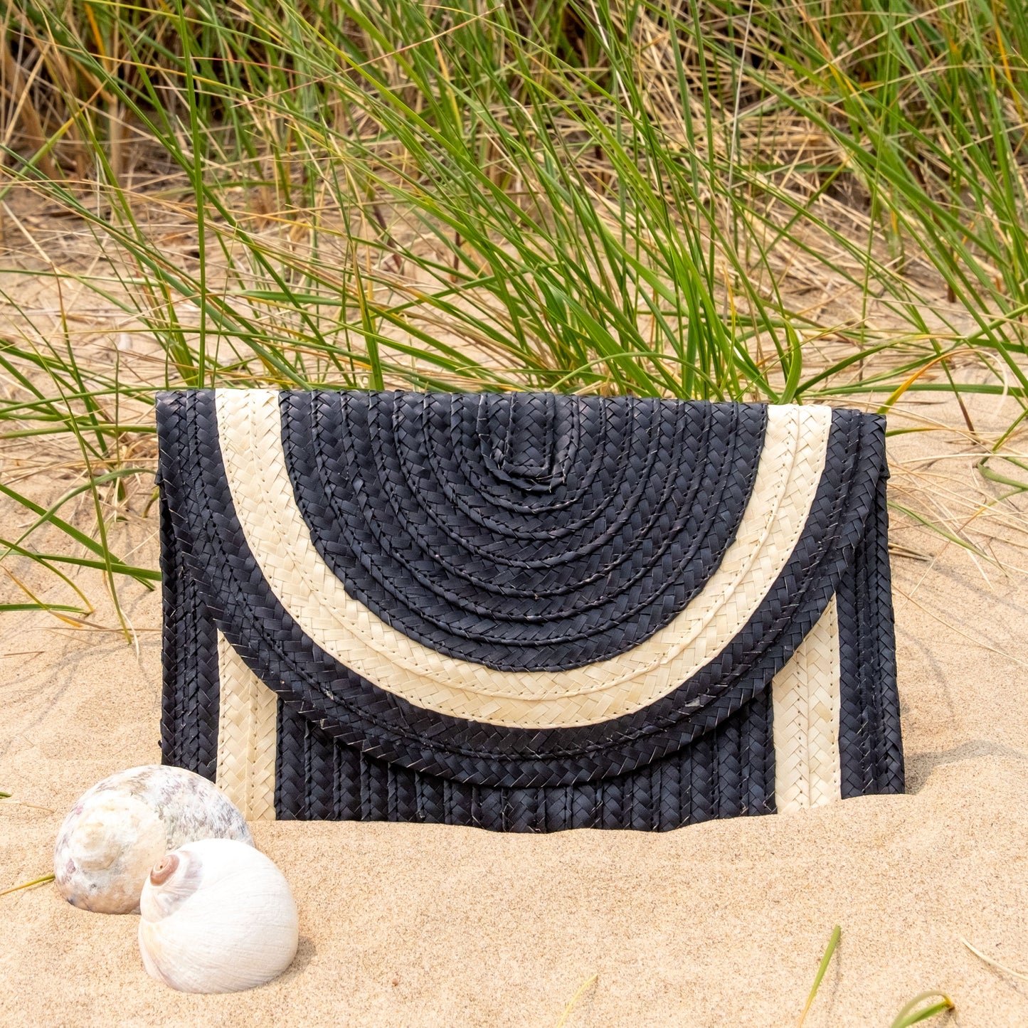 Straw Summer Resort Clutch - Black with Ivory Trim