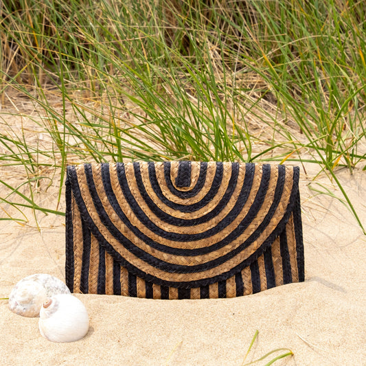 Pre-Order (Ships Sep 1) Straw Summer Resort Clutch Black and Natural Stripe