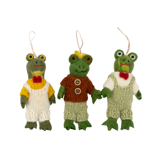 Ornament - Frogs with Knit Clothes