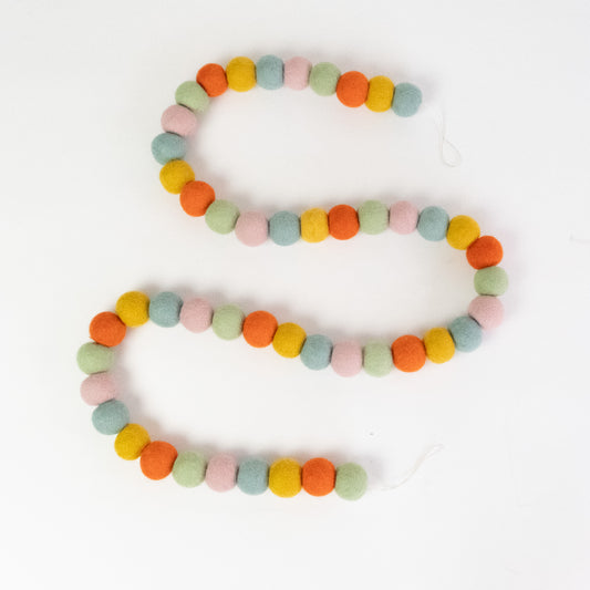 Garland - Wall Décor - Pastel Rainbow Ball