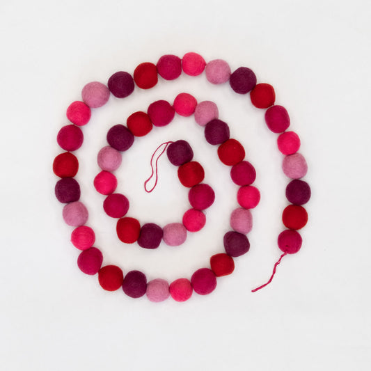 Garland - Wall Décor - Valentine Hot Pink Ball