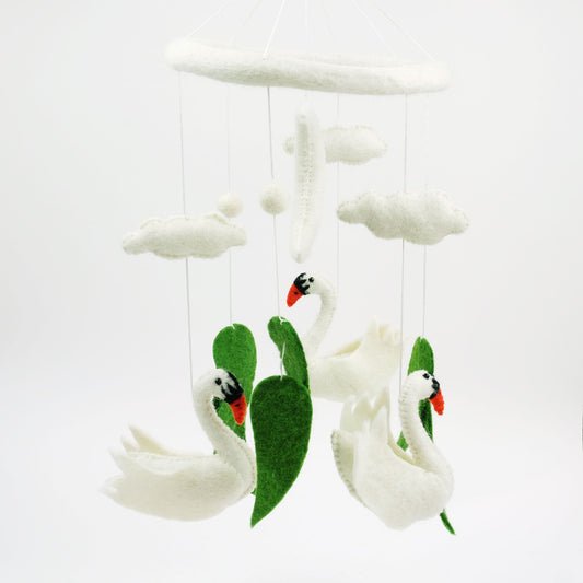 Baby Mobile - Nursery Décor - Swan