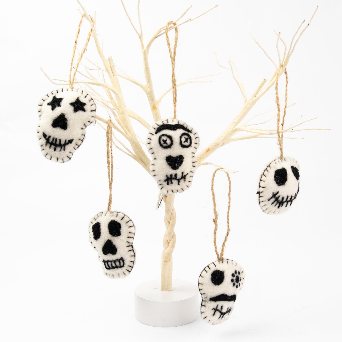 Ornament - Halloween Decor - Skulls