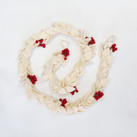 Garland - Christmas Decor - White Mistletoe