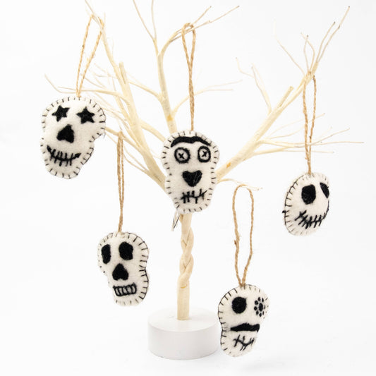 Ornament - Halloween Decor - Skulls