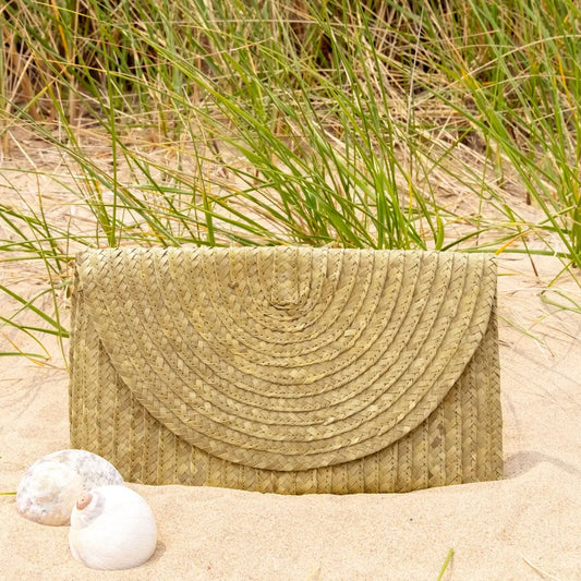 Straw Summer Resort Clutch Solid Natural